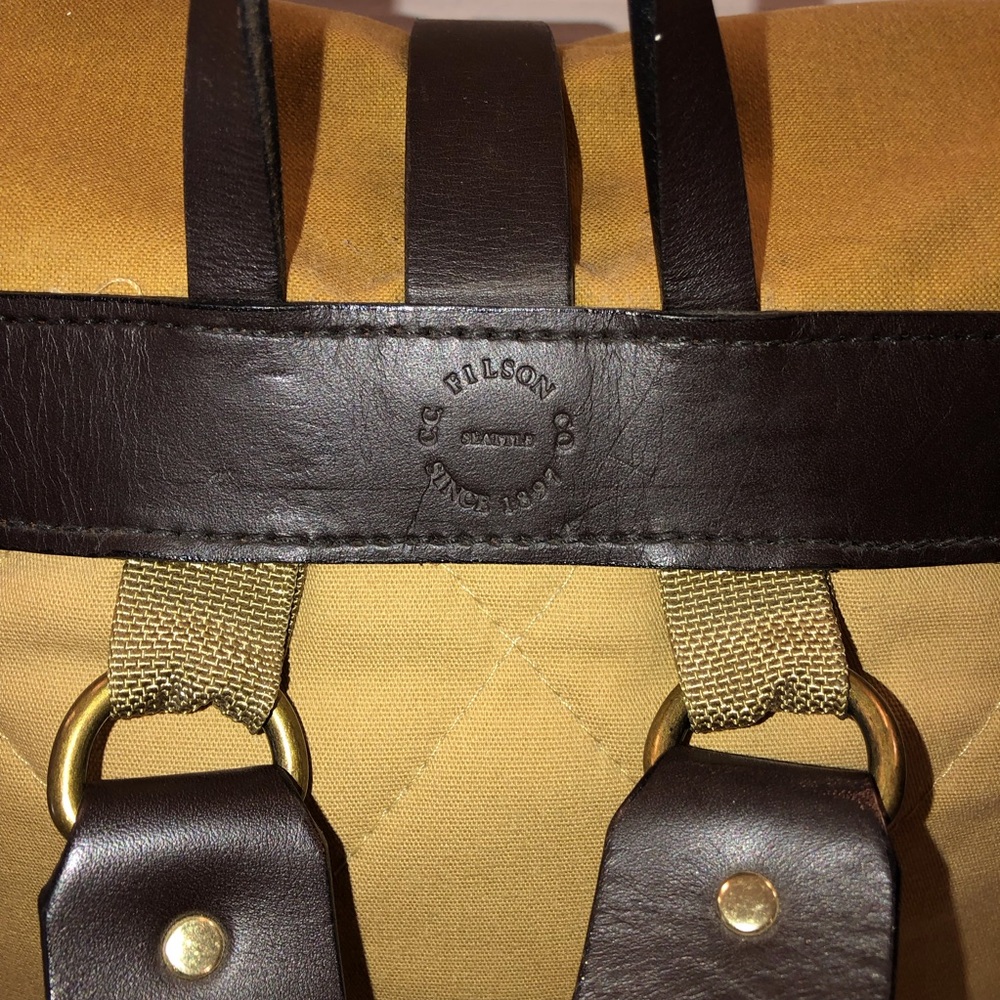 Filson Tan Tin Cloth Rugged Field Backpack Purse Bag - Picture 9 of 14